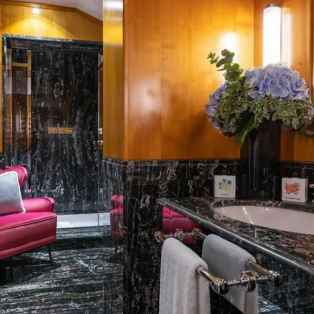 Maalot - Small Luxury Of The World Roma