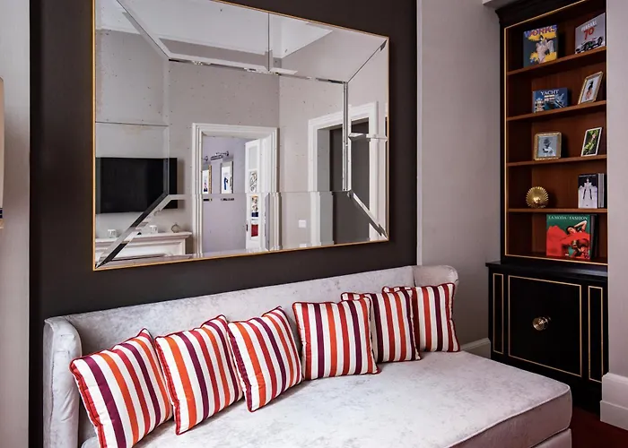 Maalot - Small Luxury Of The World Hotel